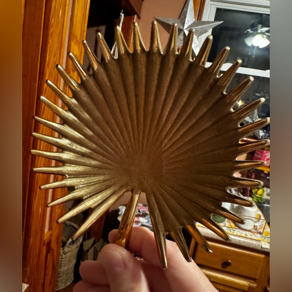 Lillie Deco Leaf Tray✨ - Picture 3 of 8